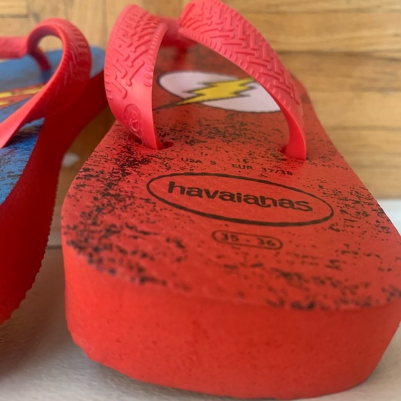 Havaianas Superman and Flash Flip Flops Big Boy Size 5 - Picture 10 of 12